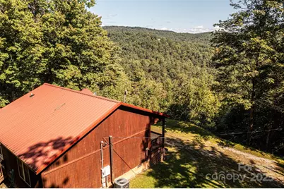 805 Deer Crossing Lane, Lenoir, NC 28645 - Photo 7