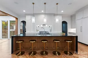 1020 Habersham Dr, Charlotte, NC 28209 - Photo 5