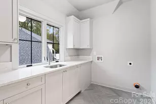 1020 Habersham Dr, Charlotte, NC 28209 - Photo 31