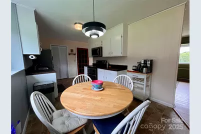 657 Arrowhead Trail, Marion, NC 28752 - Photo 9