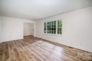 17700 McKee Rd, Charlotte, NC 28278 - Photo 9