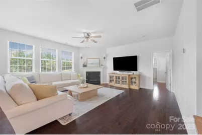 270 Sweet Briar Drive, Fort Mill, SC 29707 - Photo 13