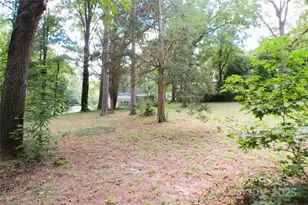 216 E Georgia Ave, Bessemer City, NC 28016 - Photo 37