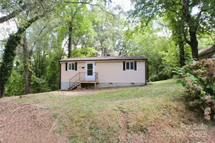 216 E Georgia Ave, Bessemer City, NC 28016 - Photo 35