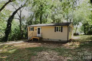 216 E Georgia Ave, Bessemer City, NC 28016 - Photo 29