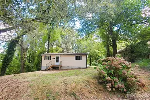 216 E Georgia Ave, Bessemer City, NC 28016 - Photo 43