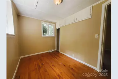 216 E Georgia Avenue, Bessemer City, NC 28016 - Photo 25