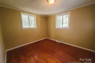 216 E Georgia Ave, Bessemer City, NC 28016 - Photo 21