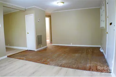 216 E Georgia Avenue, Bessemer City, NC 28016 - Photo 17