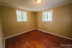 216 E Georgia Ave, Bessemer City, NC 28016 - Photo 21