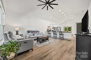 1657 Springlake Rd, York, SC 29745 - Photo 5