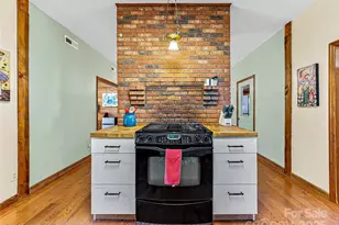 551 Bee Tree Rd, Swannanoa, NC 28778 - Photo 9