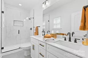 66 Walnut Springs Dr, Asheville, NC 28804 - Photo 17