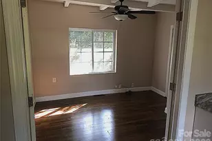 201 Merriman Rd, Hendersonville, NC 28791 - Photo 7