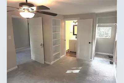 201 Merriman Road, Hendersonville, NC 28791 - Photo 9