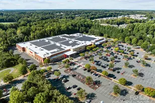 5433 Tumbling Brook Ln, Charlotte, NC 28216 - Photo 39