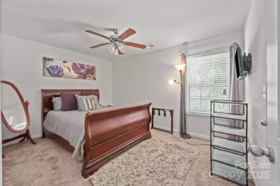 5433 Tumbling Brook Lane, Charlotte, NC 28216 - Photo 21