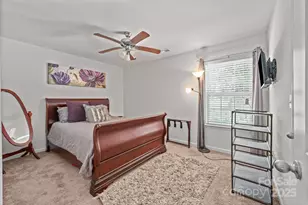 5433 Tumbling Brook Ln, Charlotte, NC 28216 - Photo 21