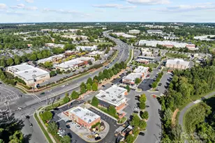 5433 Tumbling Brook Ln, Charlotte, NC 28216 - Photo 47