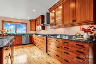 3319 Bull Creek Rd, Marshall, NC 28754 - Photo 17