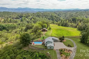 3319 Bull Creek Rd, Marshall, NC 28754 - Photo 3