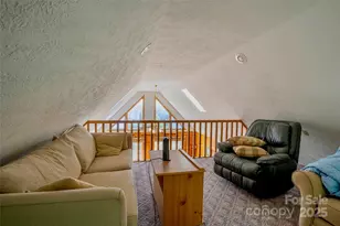 807 Pine Tree Rd, Spruce Pine, NC 28777 - Photo 11