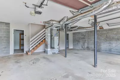 1160 Mulberry Lane, Hickory, NC 28602 - Photo 35