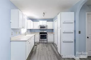 1160 Mulberry Ln, Hickory, NC 28602 - Photo 19