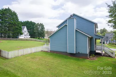 1160 Mulberry Lane, Hickory, NC 28602 - Photo 37