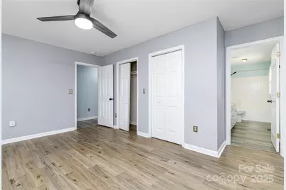 1160 Mulberry Lane, Hickory, NC 28602 - Photo 17