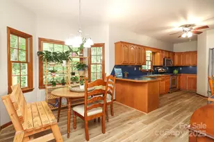 7010 Rock Island Rd, Charlotte, NC 28278 - Photo 15