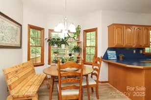 7010 Rock Island Rd, Charlotte, NC 28278 - Photo 13