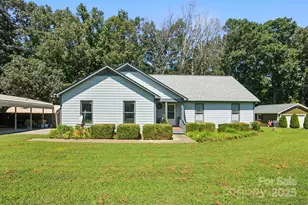 2402 Bearskin Ln, Monroe, NC 28110 - Photo 3