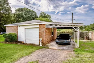 155 Parkertown Rd, Mooresville, NC 28115 - Photo 3