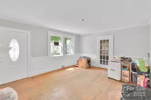 409 Gold St, Shelby, NC 28150 - Photo 9