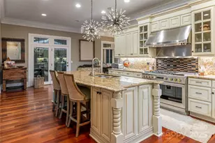 413 Barrington Dr, Asheville, NC 28803 - Photo 17