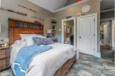413 Barrington Drive, Asheville, NC 28803 - Photo 31