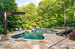 413 Barrington Dr, Asheville, NC 28803 - Photo 3