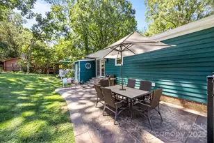 21300 Sandy Cove Rd, Cornelius, NC 28031 - Photo 13