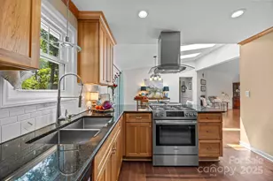 21300 Sandy Cove Rd, Cornelius, NC 28031 - Photo 29