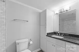 405 W 7th St, Charlotte, NC 28202 - Photo 17