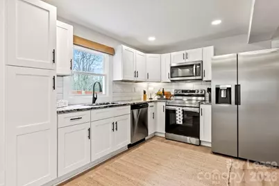 1707 Wilson W Lee Boulevard, Statesville, NC 28677 - Photo 21