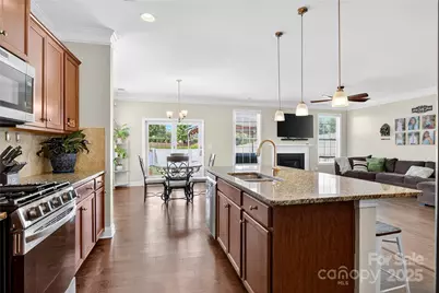 3930 Norman View Drive, Sherrills Ford, NC 28673 - Photo 11