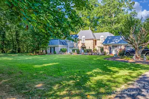 390 Forest Heights Dr, Marion, NC 28752 - Photo 19