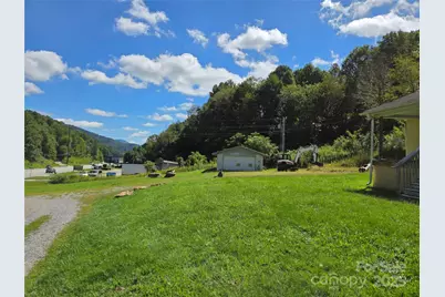 3009 Dellwood Road, Waynesville, NC 28786 - Photo 35