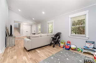 4501 Brookwood Rd, Charlotte, NC 28215 - Photo 9