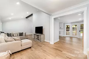 4501 Brookwood Rd, Charlotte, NC 28215 - Photo 5