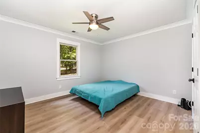 4501 Brookwood Road, Charlotte, NC 28215 - Photo 21