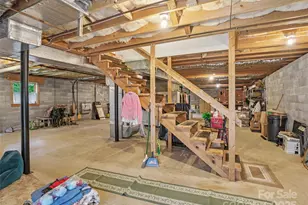 204 Fernwood Dr, Hendersonville, NC 28791 - Photo 29