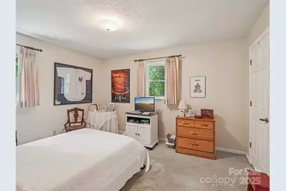 204 Fernwood Drive, Hendersonville, NC 28791 - Photo 25